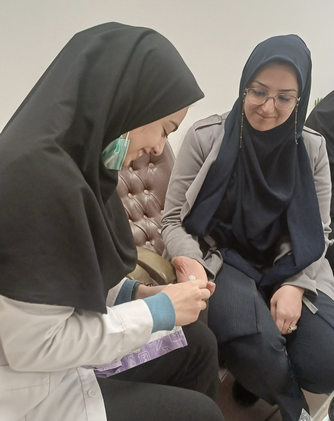 غربالگری دیابت همکاران دانشگاه اصفهان به مناسبت هفته ملی و روز جهانی دیابت